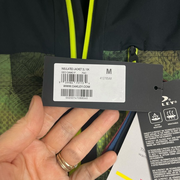 NWT Oakley Geo Camo 3M thinsulate snowboard jacket fluorescent green & black. - Picture 6 of 16